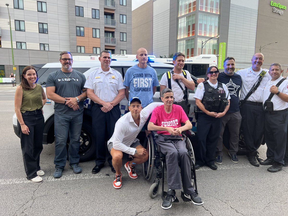 Alexi Giannoulias (@giannoulias) on Twitter photo Great to be at the 16th District <a href="/Chicago_Police/">Chicago Police</a> headquarters tonight to show our support for the women & men who protect our city! Thank you to Alds. Nugent, Sposato, Gardiner & Napolitano for inviting me. Great to be at the 16th District <a href="/Chicago_Police/">Chicago Police</a> headquarters tonight to show our support for the women & men who protect our city! Thank you to Alds. Nugent, Sposato, Gardiner & Napolitano for inviting me.