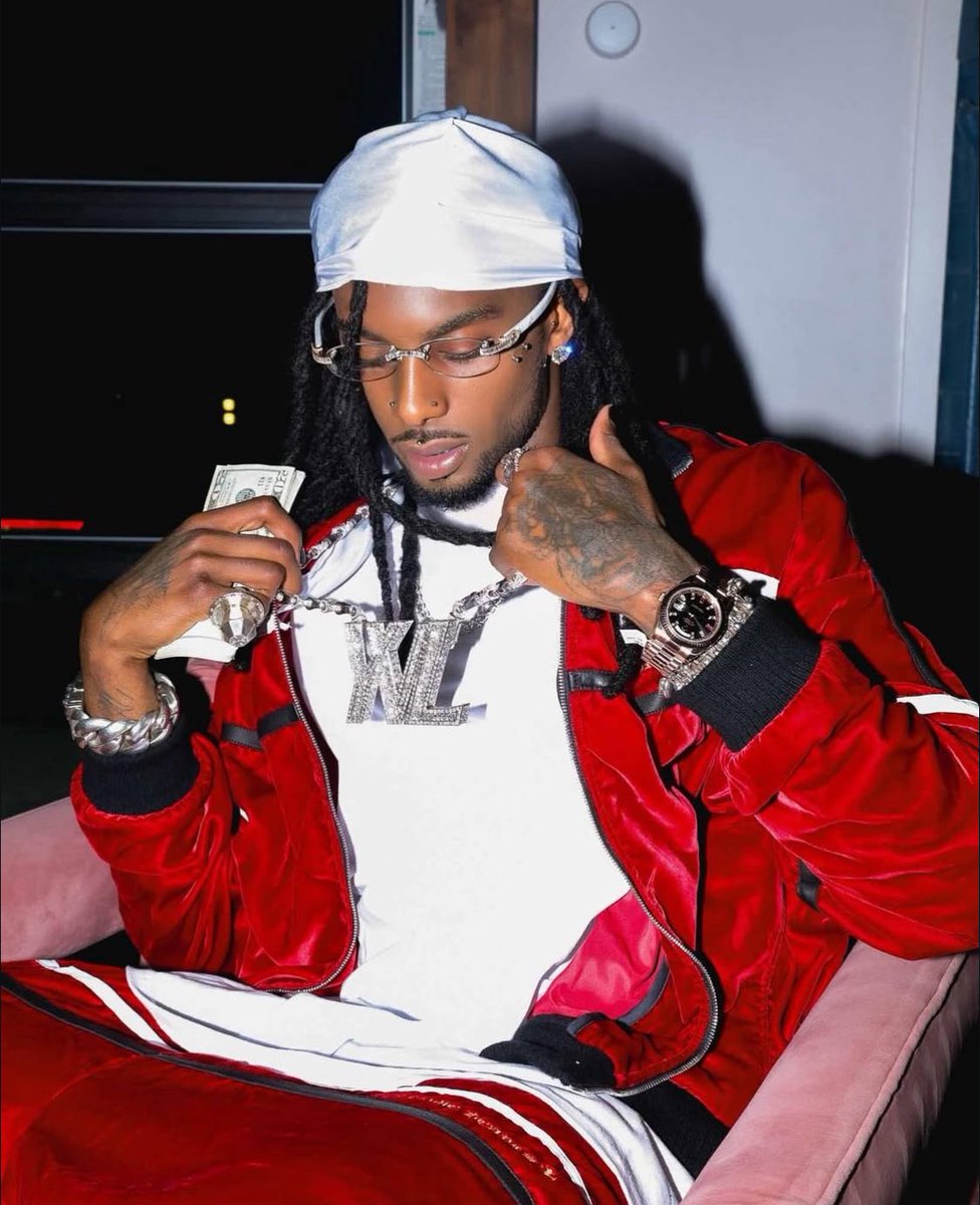OnThinlce's tweet image. "WE PUSHIN MASA TN
SAY TOP WE GOIN
BB AFTER
DEY DONE ATE DA JERSEY UP SO BAD I HAD 2 GO
VELOUR"
- Playboi Carti via IG