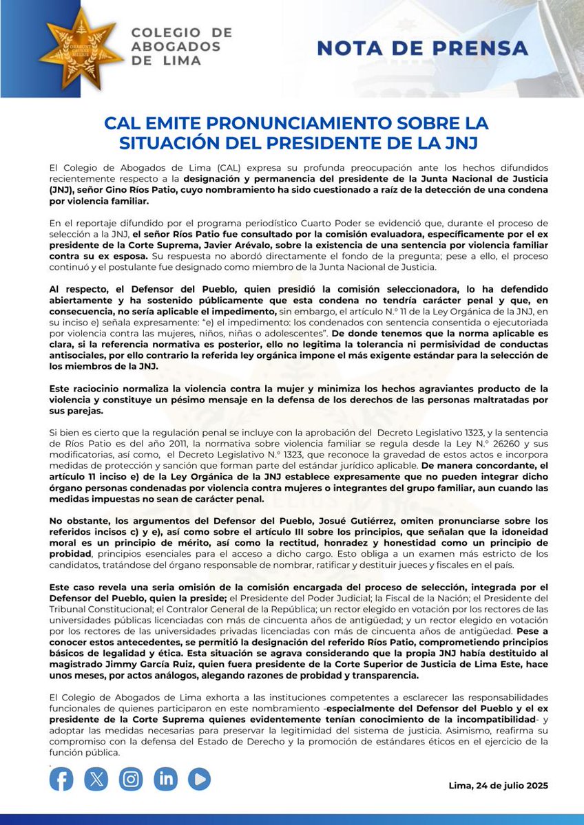 CALPERUOFICIAL's tweet image. 📢 🔵#NotadePrensa | CAL EMITE PRONUNCIAMIENTO SOBRE LA SITUACIÓN DEL PRESIDENTE DE LA JNJ
El Colegio de Abogados de Lima (CAL) expresa su profunda preocupación ante los hechos difundidos recientemente respecto a la designación y permanencia del presidente de la Junta Nacional…