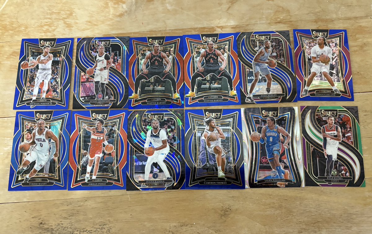 JFVV0912's tweet image. Today I got one Select mega box and one hanger.
Pic 1 Embiid 154/275, pc and bulls
Pic 2 notable pulls
Pic 3 other pulls
Pic 4 Rookies
#TBBCrew #nba #TradingCards