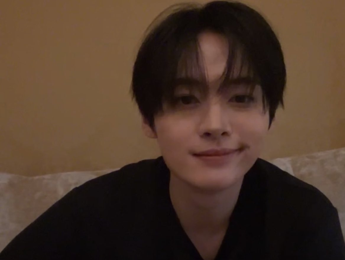 도르라버리겠네
왤케 잘생기셨어요 리미노씨