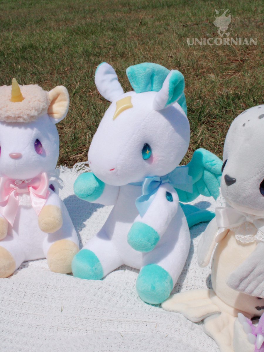 UNICORNIAN01's tweet image. ピクニックで
みんなとお話しするのに夢中です🪽
写り込みは
プリティユニコーン🦄と
ピュアセルキー(アザラシ)🦭
『もっと知ってほしくて!』
#プレゼント企画 開催中🫧
#ペガサス #天馬 #ぬいぐるみ #ハンドメイド