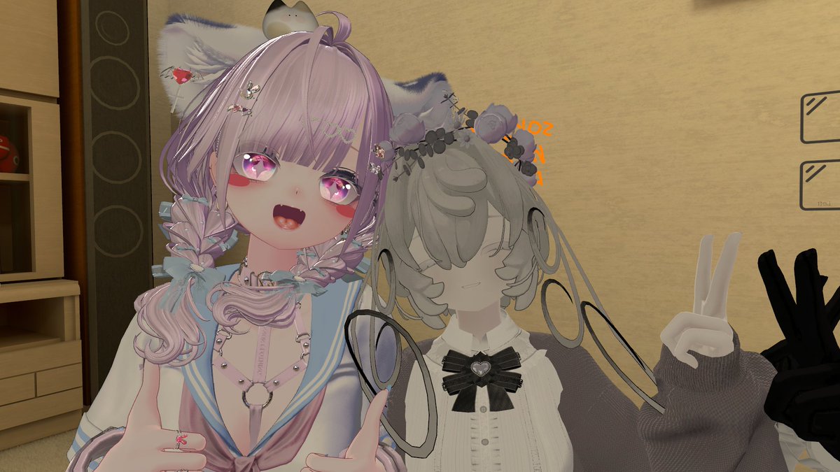 _UTA_VR's tweet image. 昨日はインするの遅かったぶんチルチルしてお写真撮ってもらってた！
ターコイズ氏が新たな沼すぎてえぐい

寝る直前にみんなで怖い動画も見たね…
ちゃんと怖かった！
夜更かしすぎで外明るくなってなかったらやばかったかも…？w