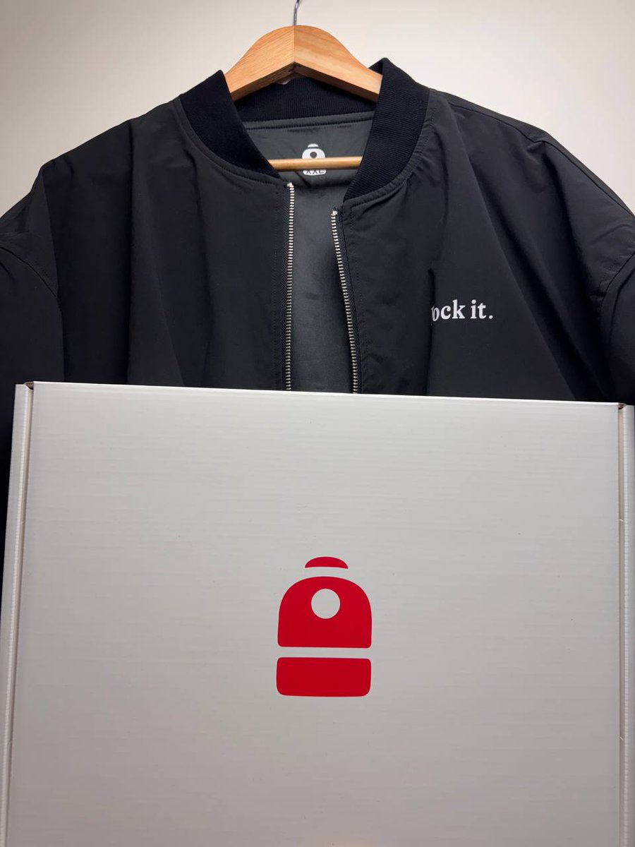 Gogogonum's tweet image. 🎒백팩 봄버자켓 9장 나눔!!

백팩 매니아라서 여러장 주문했어요. 저번주에 집에 도착했음다. 옷이랑 박스포장 아주 깔끔하고 이뻐요.

필요한 형님들 구글폼 제출해주십셔
forms.gle/iGKVRCRw3epBbp…

비트는 정신 차리고🤗🤗🤗

@Backpack