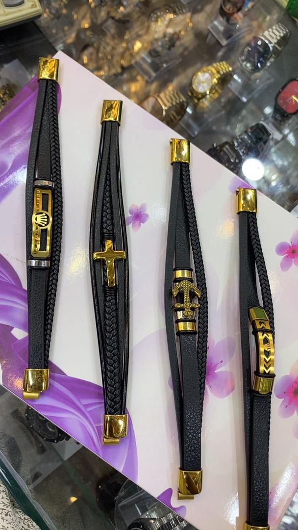 Lee_guidotti's tweet image. GOOD MORNING VIPENZI 🥰
PRICE : 10,000
CONTACT: 0683084746
