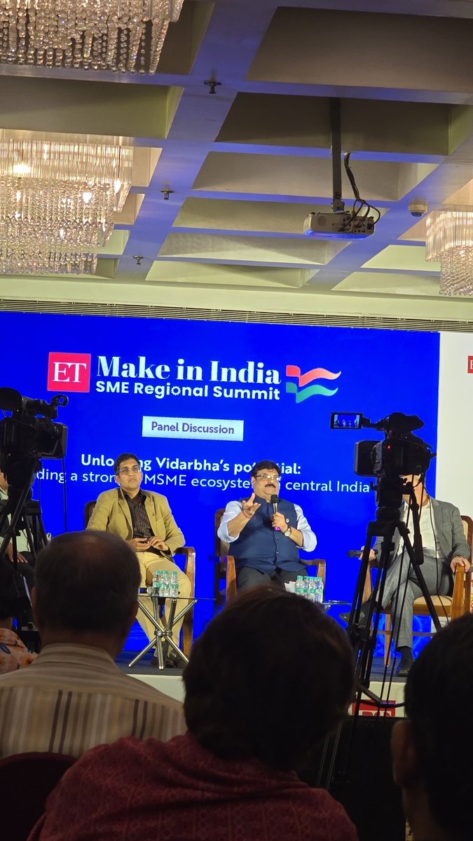 JulfeshS's tweet photo. It was a pleasure to express my views as a panel speaker in MAKE IN INDIA Regional SME Summit organised by The Economic Times(ET) which was jam packed &amp; well received by the cross section of the  invited stakeholders.Thanks to ET https://t.co/YqJPoJ6OxO