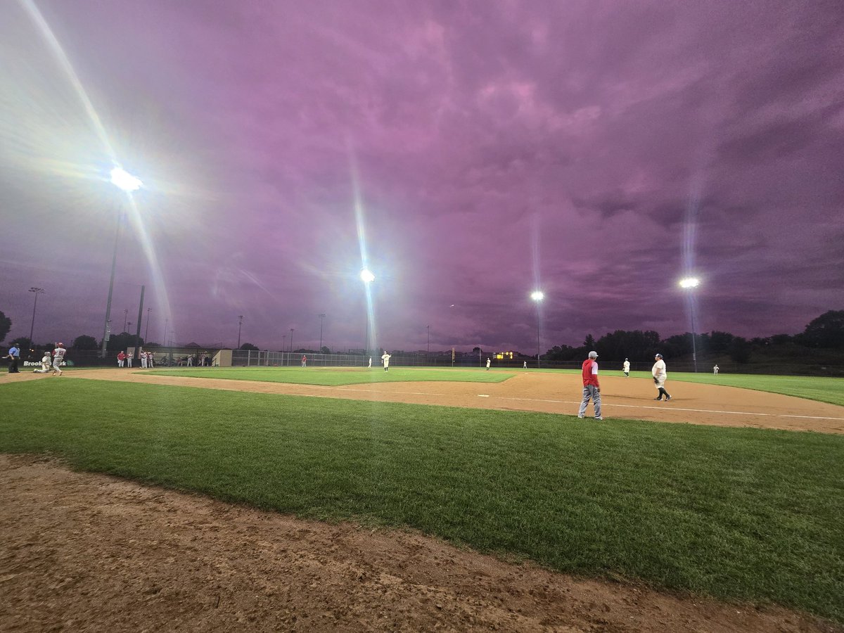 MnCowboy06 tweet media