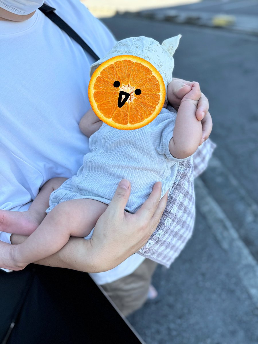 huwariharapeco's tweet image. 赤ちゃんとお散歩がてら朝のパン活をしに @_beble_artisan_bread_  さんへ🥐

今日も美味しかったー😆

朝とはいえ凄く暑かったんですけど魔法の日傘をさしてみたら涼しさにびっくりでした👍

これはもう何本か買っとこー☂

#protectu #日傘 #パン活