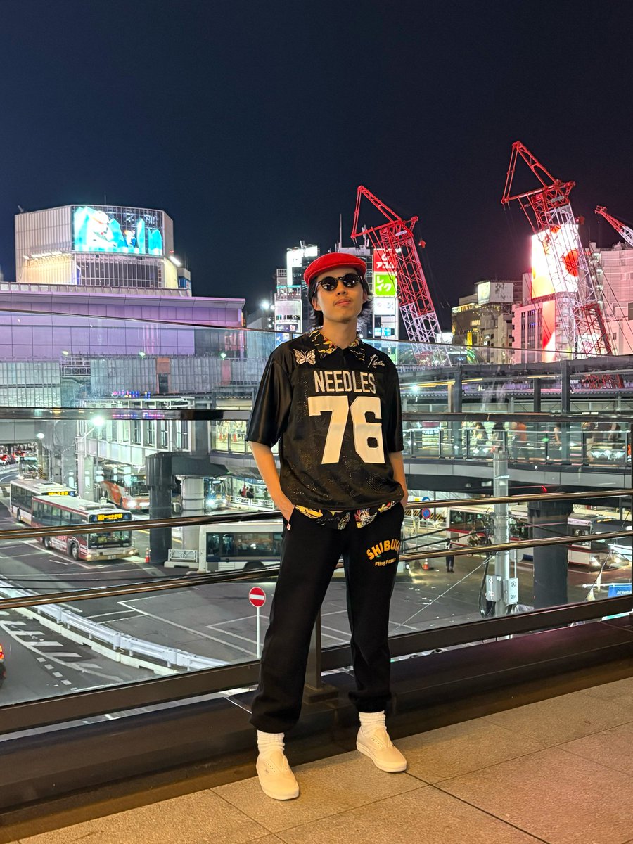 MANGARTBEAMS's tweet image. 映画『#ヒプノシスマイク -Division Rap Battle-』× #マンガート ビームス コラボ!🎤
作中に登場するディビジョンの中から、渋谷の地域にある「ビームス ジャパン 渋谷」のスタイリングをご紹介!
#ヒプマイ…