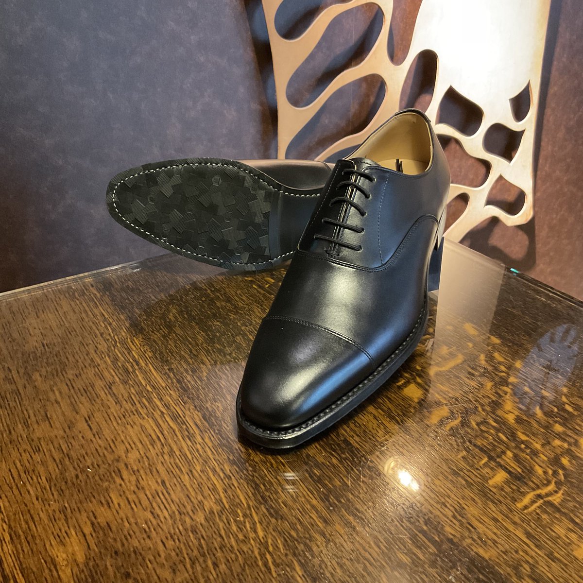 入荷情報③】 ○R1813/BL/E：24.5〜27.0cm ¥27,500–（税込） 撥水 