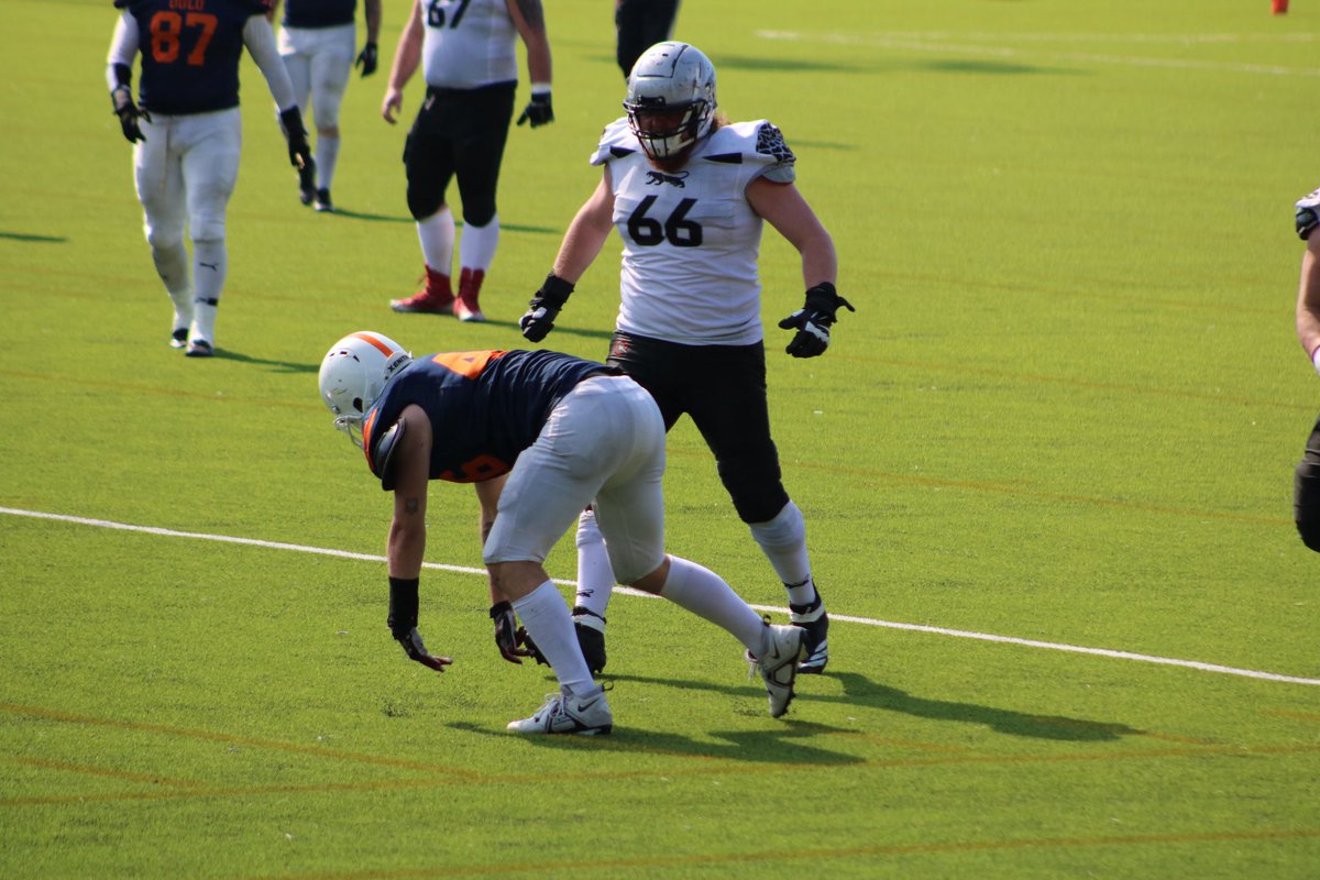 Mike White tweet media