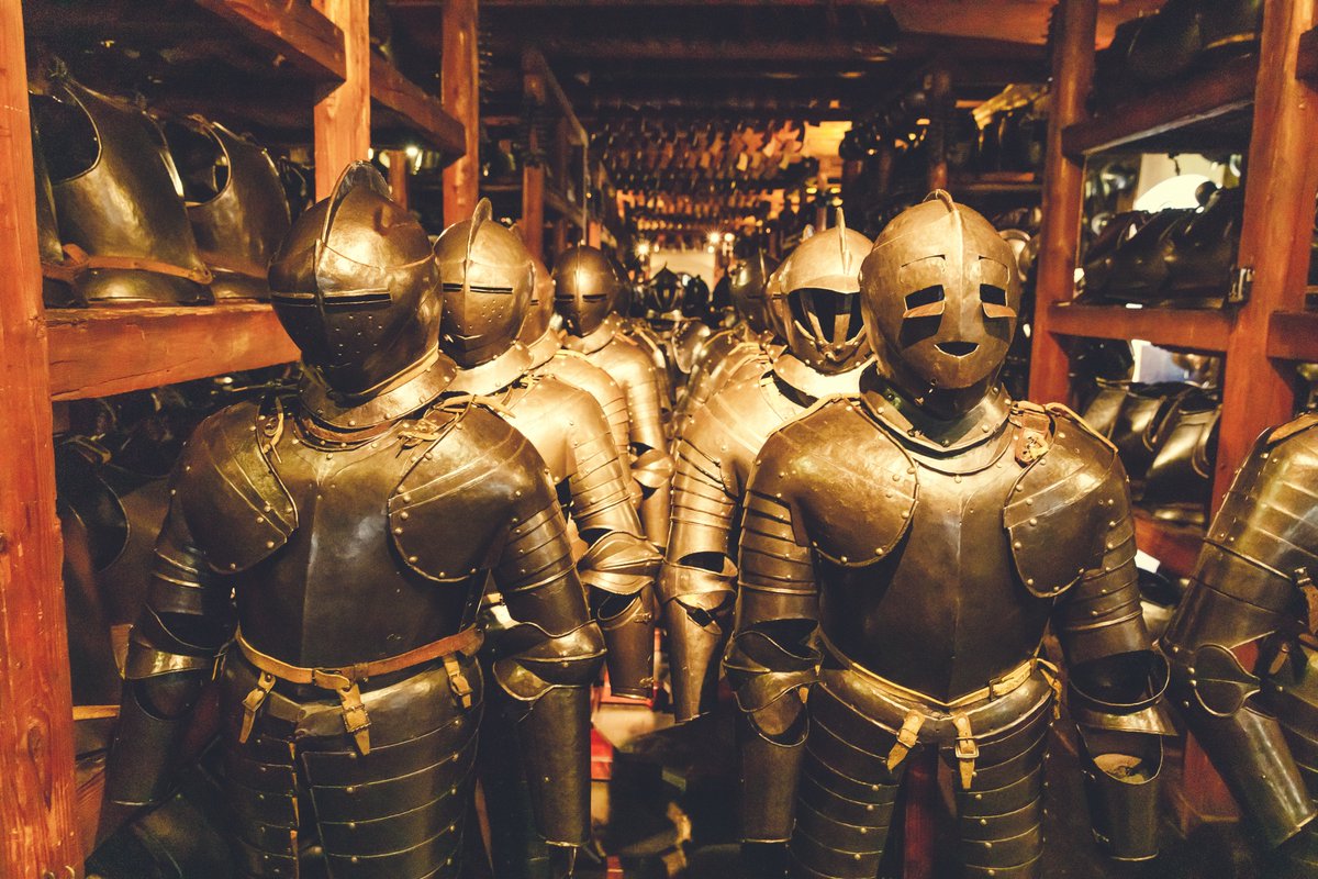 Here's a #writerslift for #ShamelessSelfPromoFRIDAY!
Share your:
#books 
#blogs 
#poetry 
#ttrpgs 
#art 
#links 
I shall repost #writingcommunity!
Thou shalt emerge victorious #indieauthors!😃