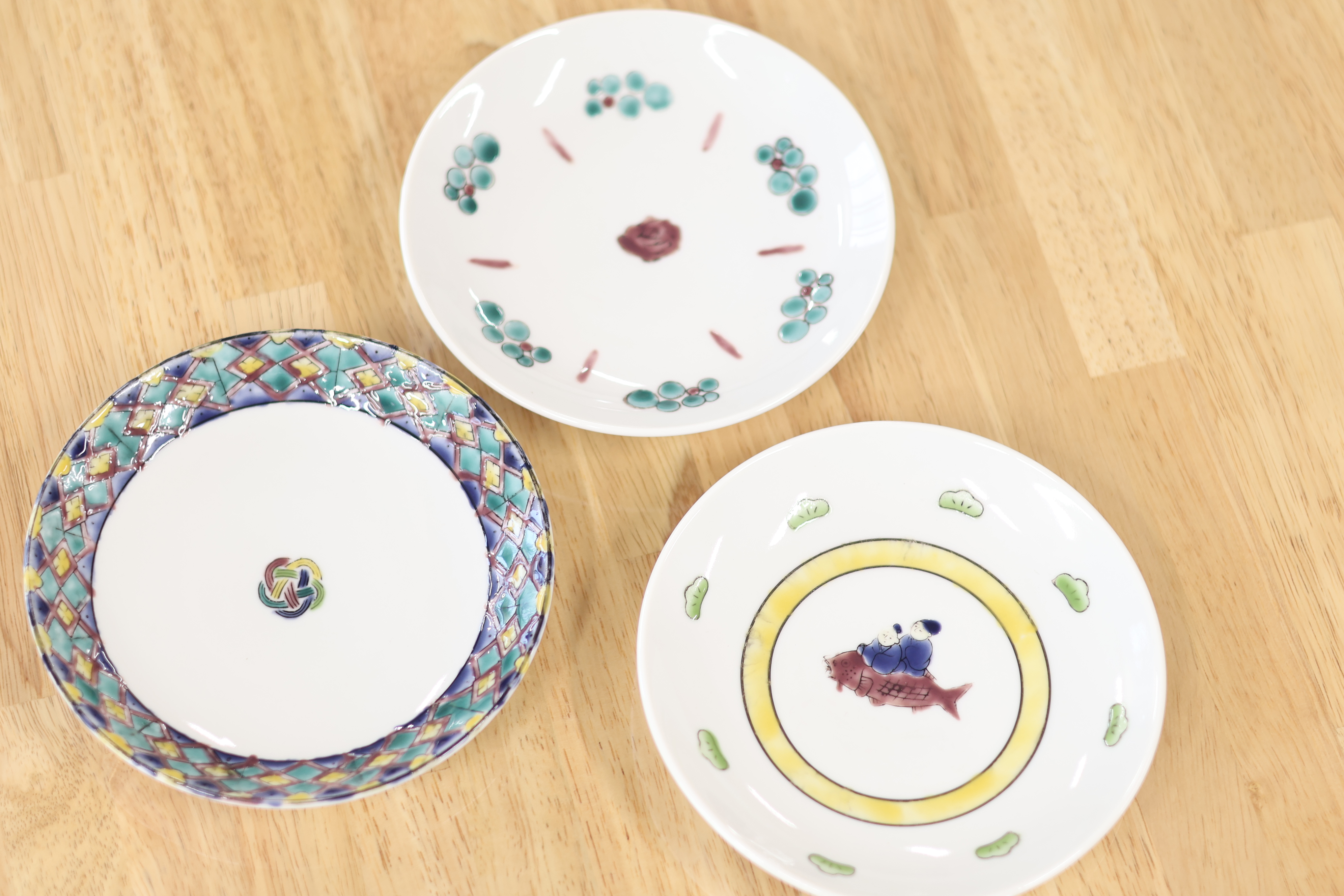 九谷　丸　絵鉢 九谷 丸 絵鉢 九谷赤絵鉢 骨董 中鉢 22センチ - メルカリ