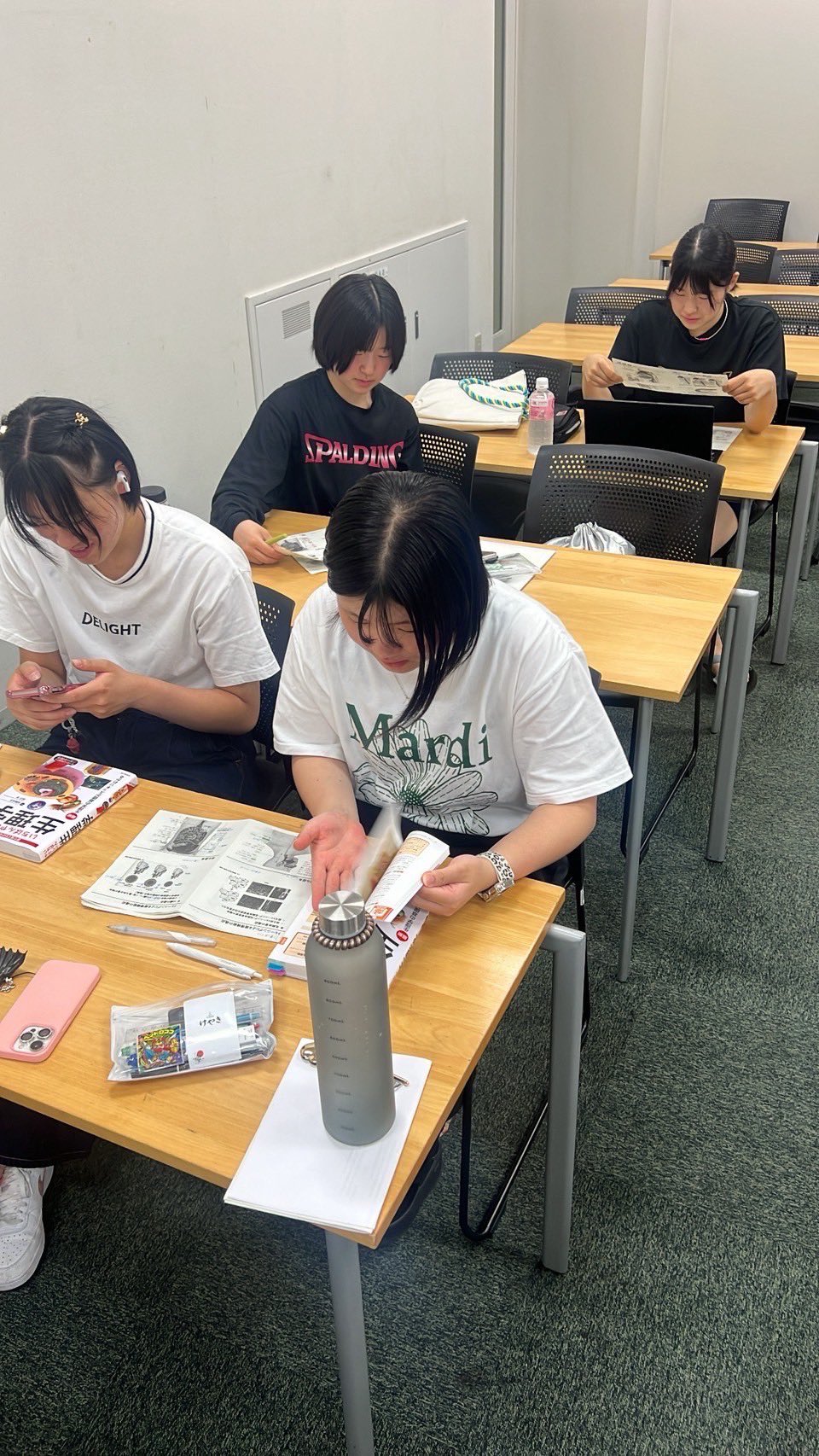 桜美林大学 SPALDING バレーボールパンツ M エンジ［値下げ交渉可］ 桜美林大学 女子バレーボール部 一部昇格 - YouTube