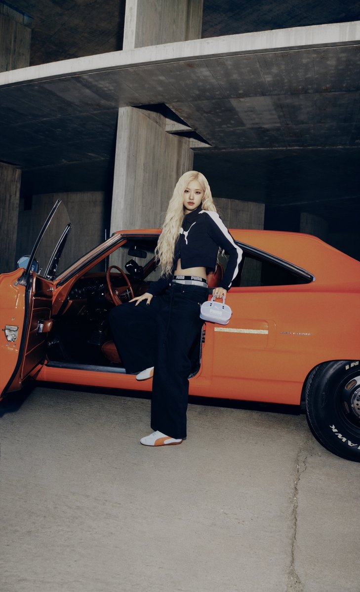 KAOHIT_ENT's tweet image. “ROSÉ - วิน เมธวิน” และ PUMA SPEEDCAT พร้อมจุดไฟให้รันเวย์ กับเฉดสีใหม่ที่น่าตื่นตาตื่นใจ”

#ROSÉ #winmetawin #PumaxWin 
#SPEEDCAT #PUMATH

Speedcat จาก PUMA ที่ทั้งโฉบเฉี่ยวและเร่าร้อน ยังคงรักษาฟอร์มความแรงไว้ได้อย่างต่อเนื่อง กลับมาอีกครั้งในเฉดสีใหม่…