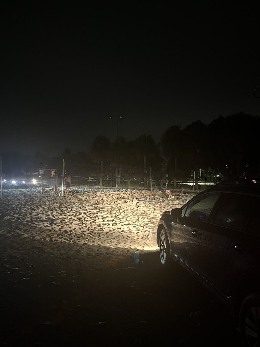 lowstakesdre's tweet image. After work activities:
Volleyball
It rained. So what.
We can play in the rain.
Oh shit. The night lights aren’t working.
Who cares. Let’s ball.
We pulled up four cars to light the courts.
If you love it. You find a way.