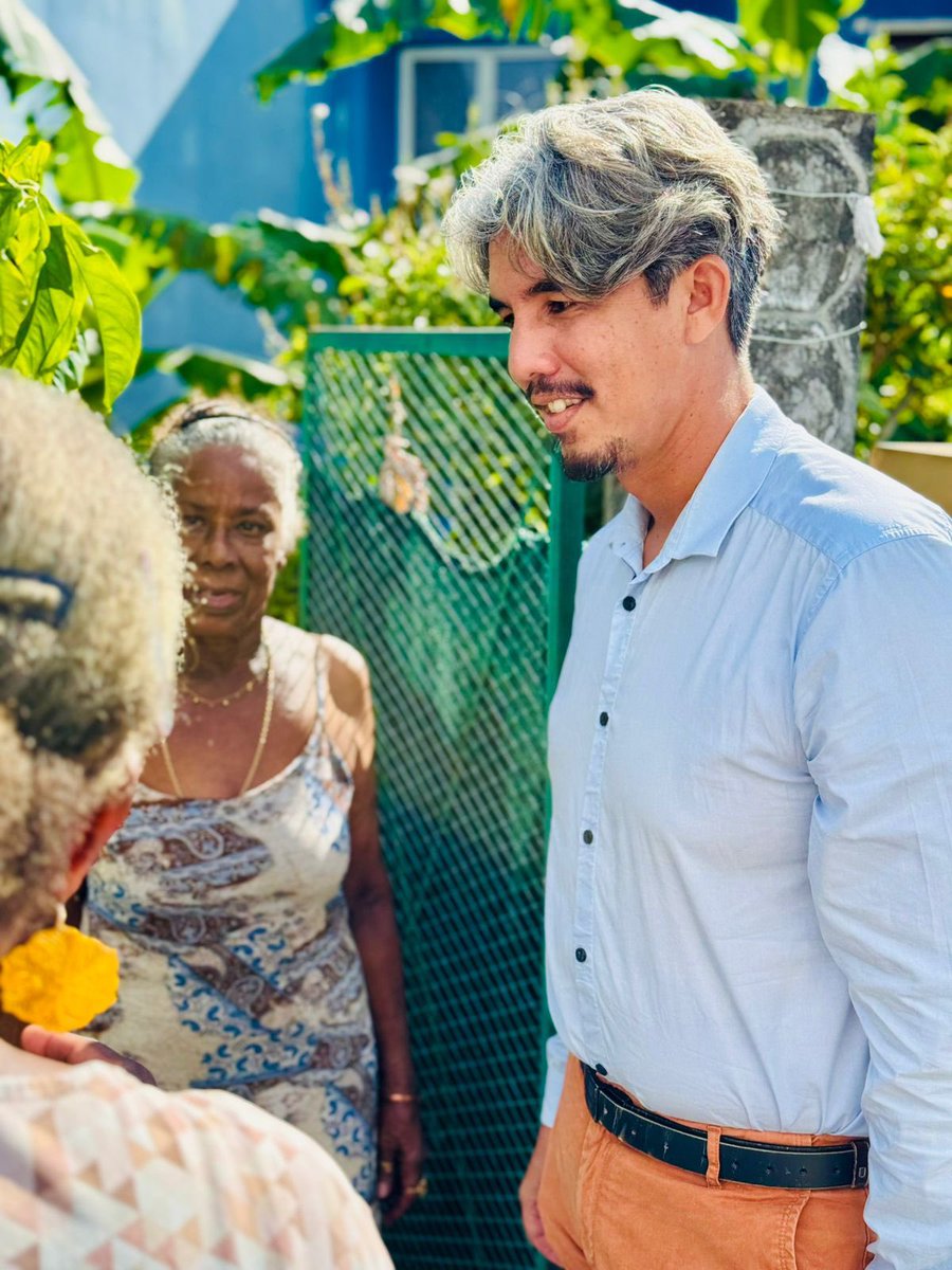 C’est un plaisir de vous rencontrer sur le terrain ! Merci pour l’accueil !
#saintdenis974 #terrain #proximité