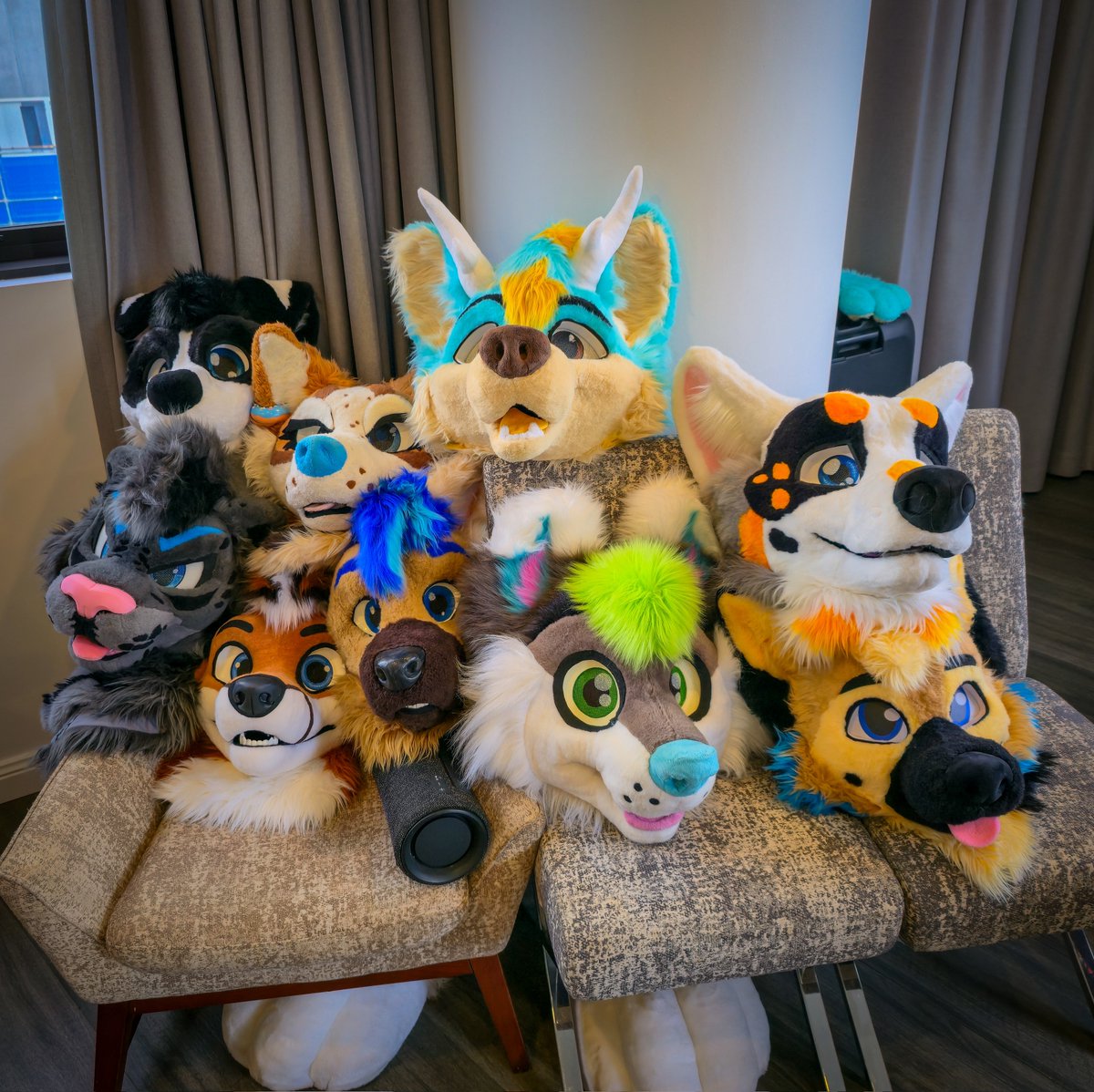 CobaltK9's tweet image. Hell yeah! Let&apos;s get into it! 🔥🔥 #Aurawra2025 

(We are now trapped in the hotel cos of an emergency police operation, send food pls)