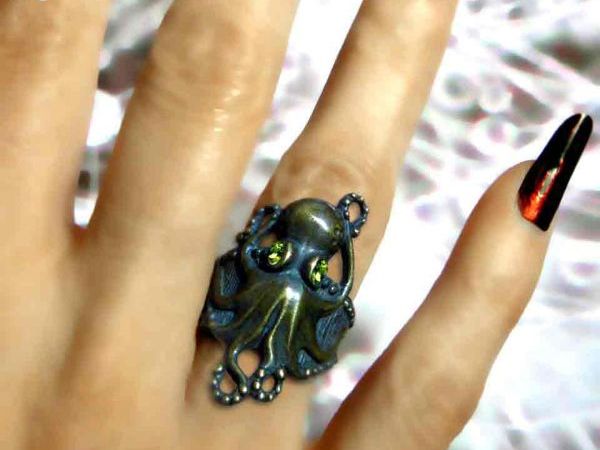 3rexes's tweet image. Build Your Magic Ring 🔱  Exclusively 3 Rexes Jewelry - mailchi.mp/e828de3f1a81/b…