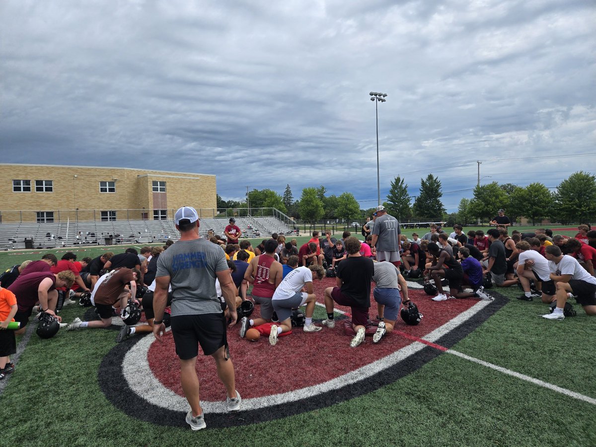 Badger HS Wrestling (@badger2811) on Twitter photo Day 2 of high school football camp!
<a href="/Bkap24/">Bryan Kaplan</a> <a href="/jbuchanan_78/">Jackson Buchanan</a> <a href="/lgbadgerFB/">Badger Football</a> <a href="/Luke_Brown87/">Luke Brown</a> <a href="/Matthew_OG14/">Matthew O’Grady Jr</a> <a href="/Q_Spiegelhoff/">Quentin Spiegelhoff</a> <a href="/TylerVandie24/">Tyler Vandevelde</a> <a href="/DayneBisho19516/">Dayne Bishop</a> Day 2 of high school football camp!
<a href="/Bkap24/">Bryan Kaplan</a> <a href="/jbuchanan_78/">Jackson Buchanan</a> <a href="/lgbadgerFB/">Badger Football</a> <a href="/Luke_Brown87/">Luke Brown</a> <a href="/Matthew_OG14/">Matthew O’Grady Jr</a> <a href="/Q_Spiegelhoff/">Quentin Spiegelhoff</a> <a href="/TylerVandie24/">Tyler Vandevelde</a> <a href="/DayneBisho19516/">Dayne Bishop</a>