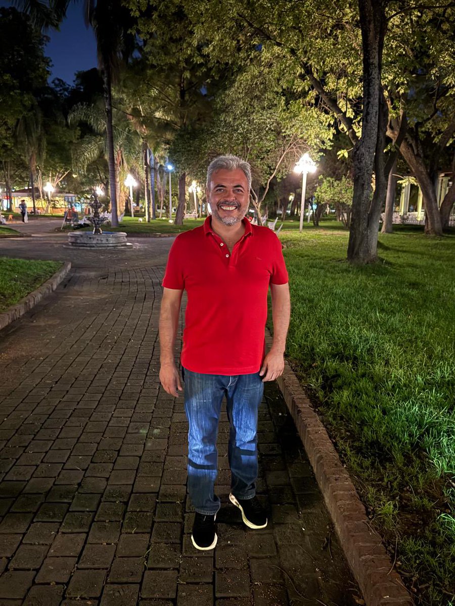 Es más sensato corregir el rumbo que insistir en lo erróneo.
#4x4inquebrantables #4x4ch1ngomes 🙌