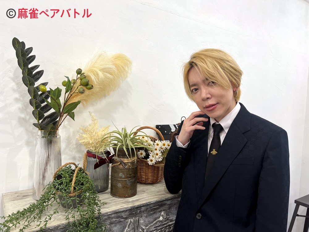 Marine_ENT's tweet image. ⊹˚.┈┈┈┈
#麻雀ペアバトル グッズ用写真
撮影時のオフショット第2弾✨
┈┈┈┈‧⁺ ⊹˚.
📷photo
#白鳥翔 プロ (@s_Shochan0827)
🎫8/2開催:チケット販売中▶t.livepocket.jp/e/mahjong_pair…
🏠特設サイト▶marine-e.net/sp/mahjong_pai…
撮りおろし写真使用グッズもお楽しみに!