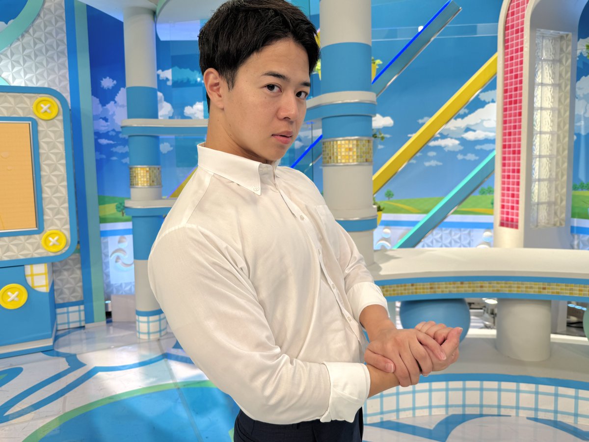ohaasaofficial's tweet image. ˖·꙳💫 𝕠𝕗𝕗 𝕤𝕙𝕠𝕥
#おは朝 スタッフは見た👀.ᐟ
今週もご視聴いただき
ありがとうございました🌻
小西アナと撮影会をしていると
どこからともなく小櫃アナが…
2人が揃うと一気に男子校のノリに💧
きょうも安定の #こにこび でした🤷
来週のおは朝もおたのしみに!
#おはよう朝日です…