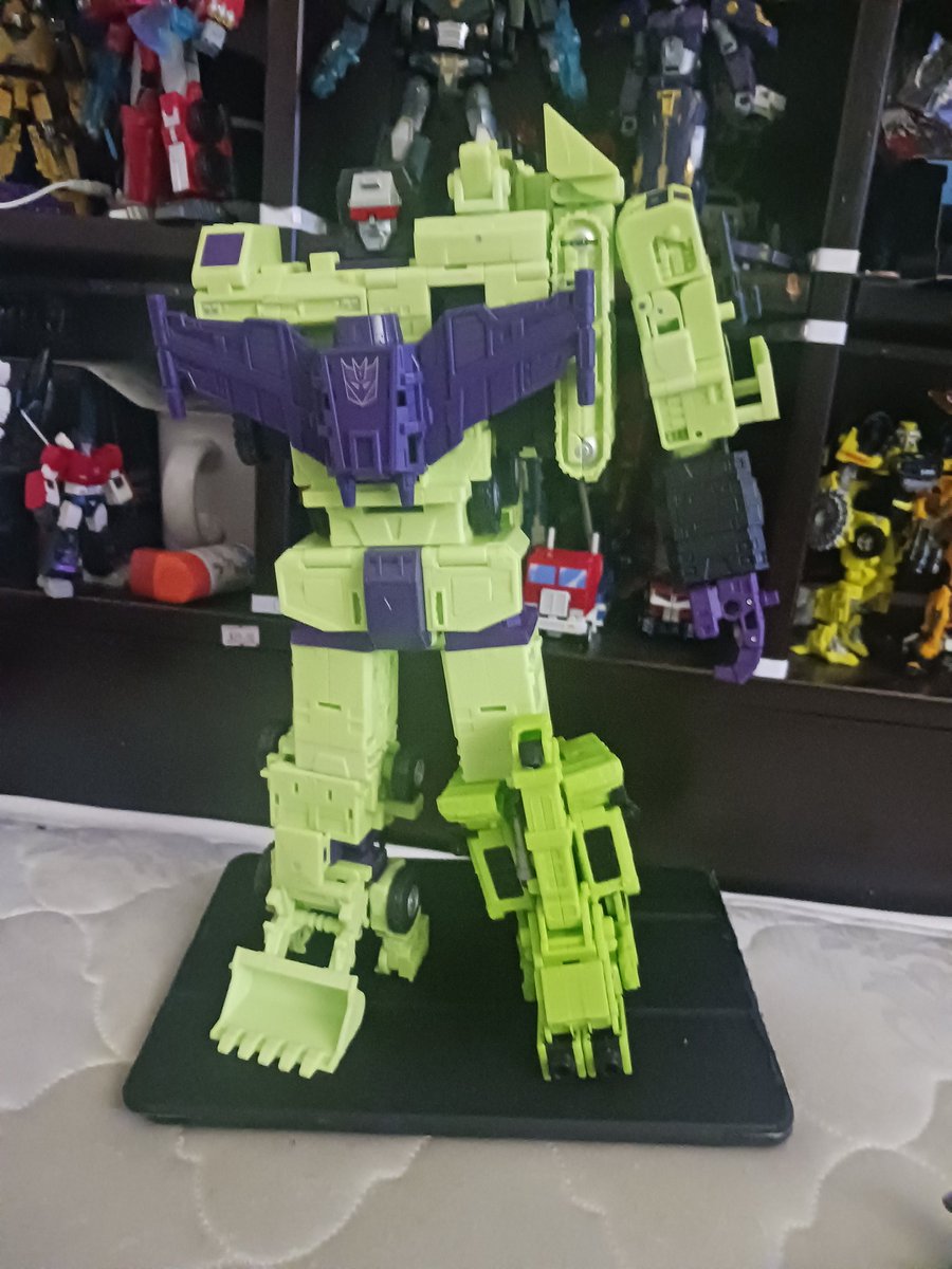 HeadCombaticon's tweet image. So glad I picked up road hauler