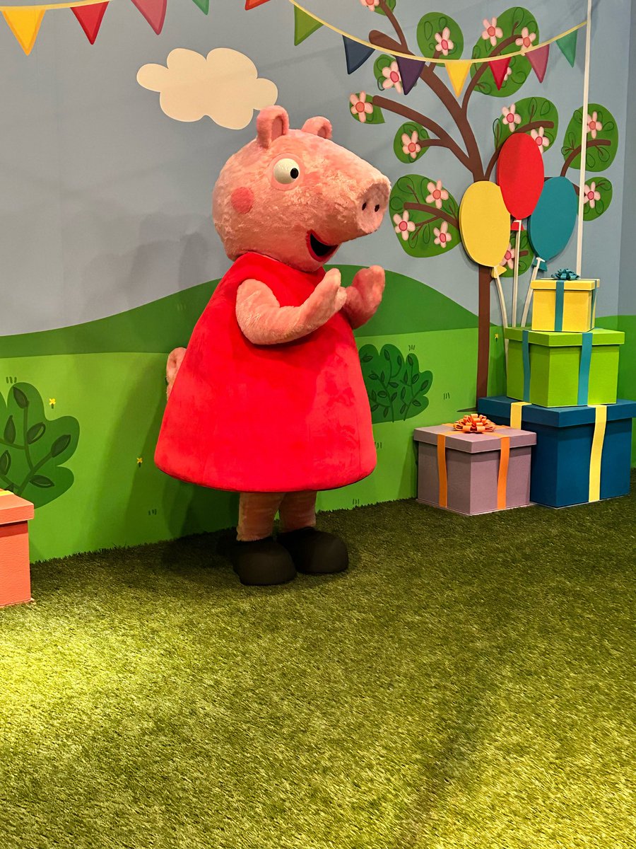 Want to go ALL IN? The full Peppa Pig x CAMP immersive experience is opening in D.C. — and opening weekend is almost sold out! 

🎟 Use code SOFISADVENTURES for $10 off!

shop.camp.com/SOFISADVENTURES

#PeppaPigxCAMP #StoreWithTheMagicDoor #CAMPstores <a href="/CAMPSTORES/">CAMP</a>
