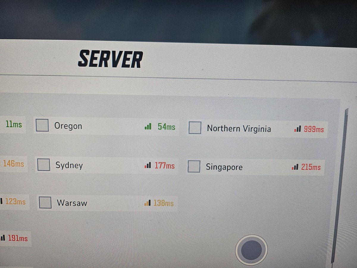 Are the servers alright cause wtf is this ping 😭😭😭 (Im in US btw)