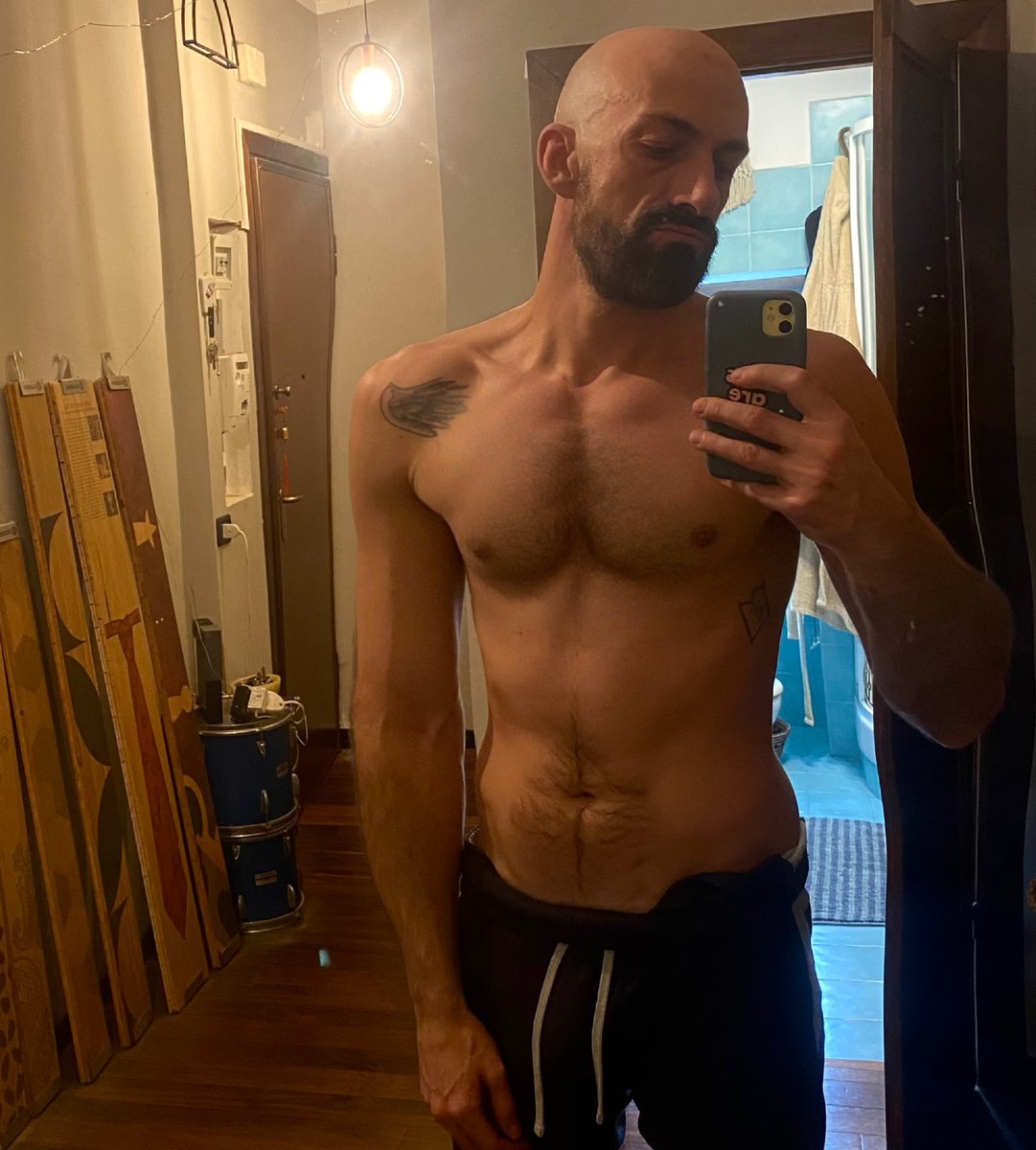 DonE🇮🇹 tweet media