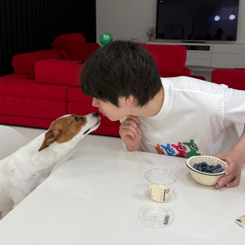 nyang_cherry's tweet image. 🐶🐱💕

#희철 #김희철 #HEECHUL #우주대스타 #기복이 #GIBOK