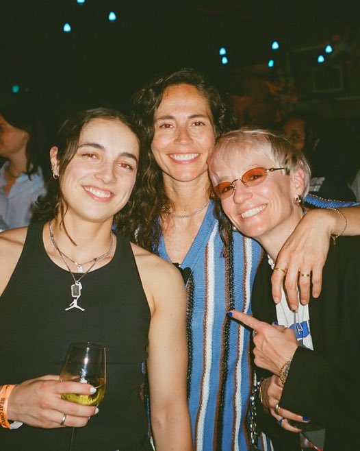 why does georgia look like their child im ctfu