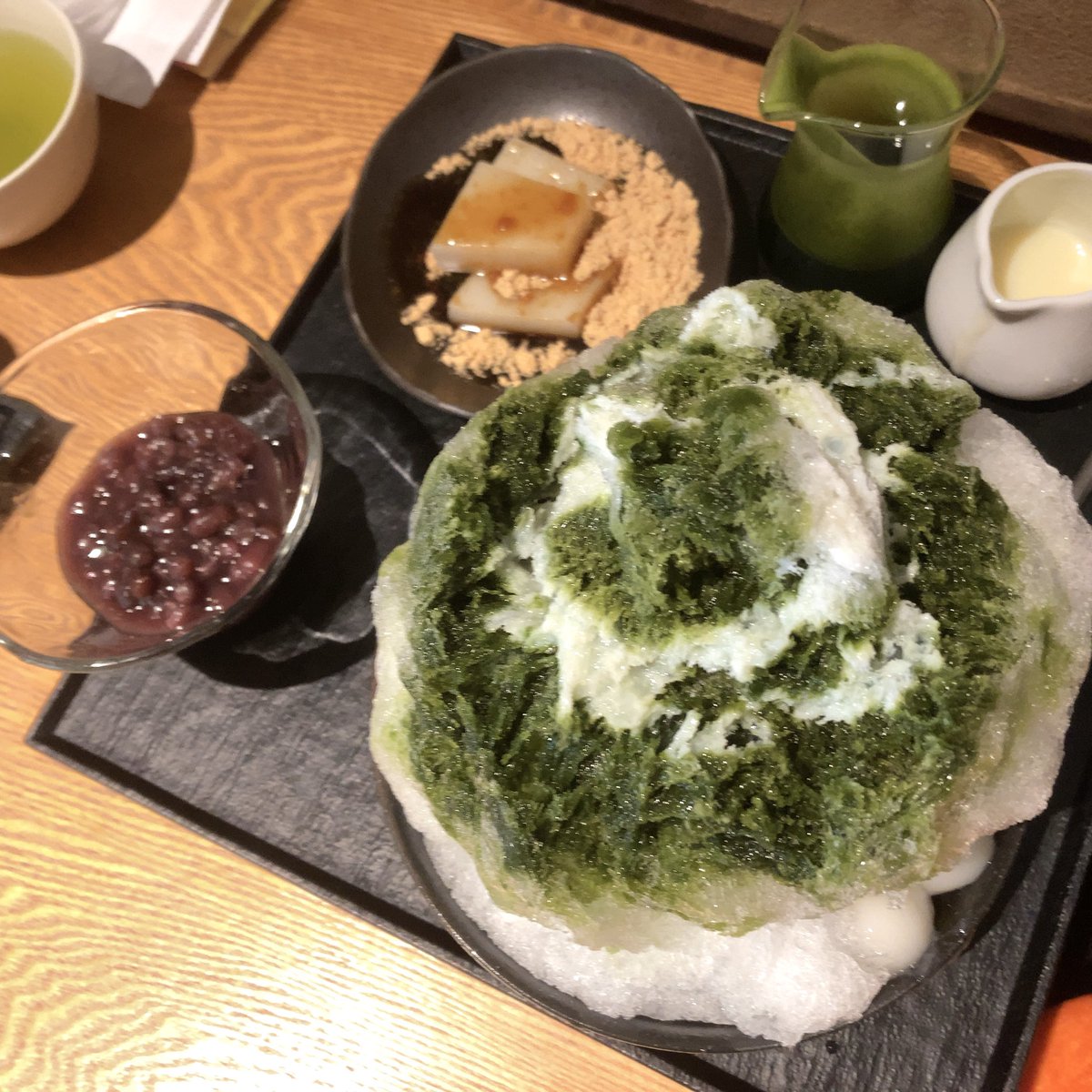 orendikun's tweet image. むっふ〜ん♫
今年初、船橋屋さんのカキ氷〜🍧
( *´艸`)
抹茶ミルクと、くずもちのセットにしちゃった
#かき氷の日
#船橋屋
