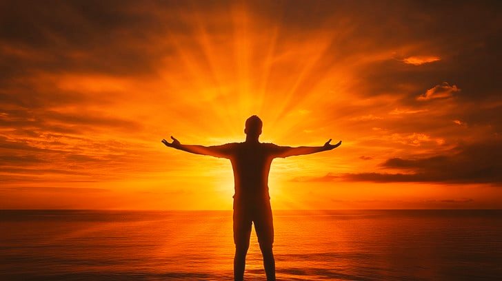 Shyamal83663415's tweet image. X-poetry 263
I cannot rise
against myself
and see the daffodils bloom
I cannot shout to myself
and say - arise
or else you are doomed
Only the mountains know
I haven't betrayed
I haven't let the light
move away from me
The Truth
©Shyamal K' Das
#vss365 #mellow #authors