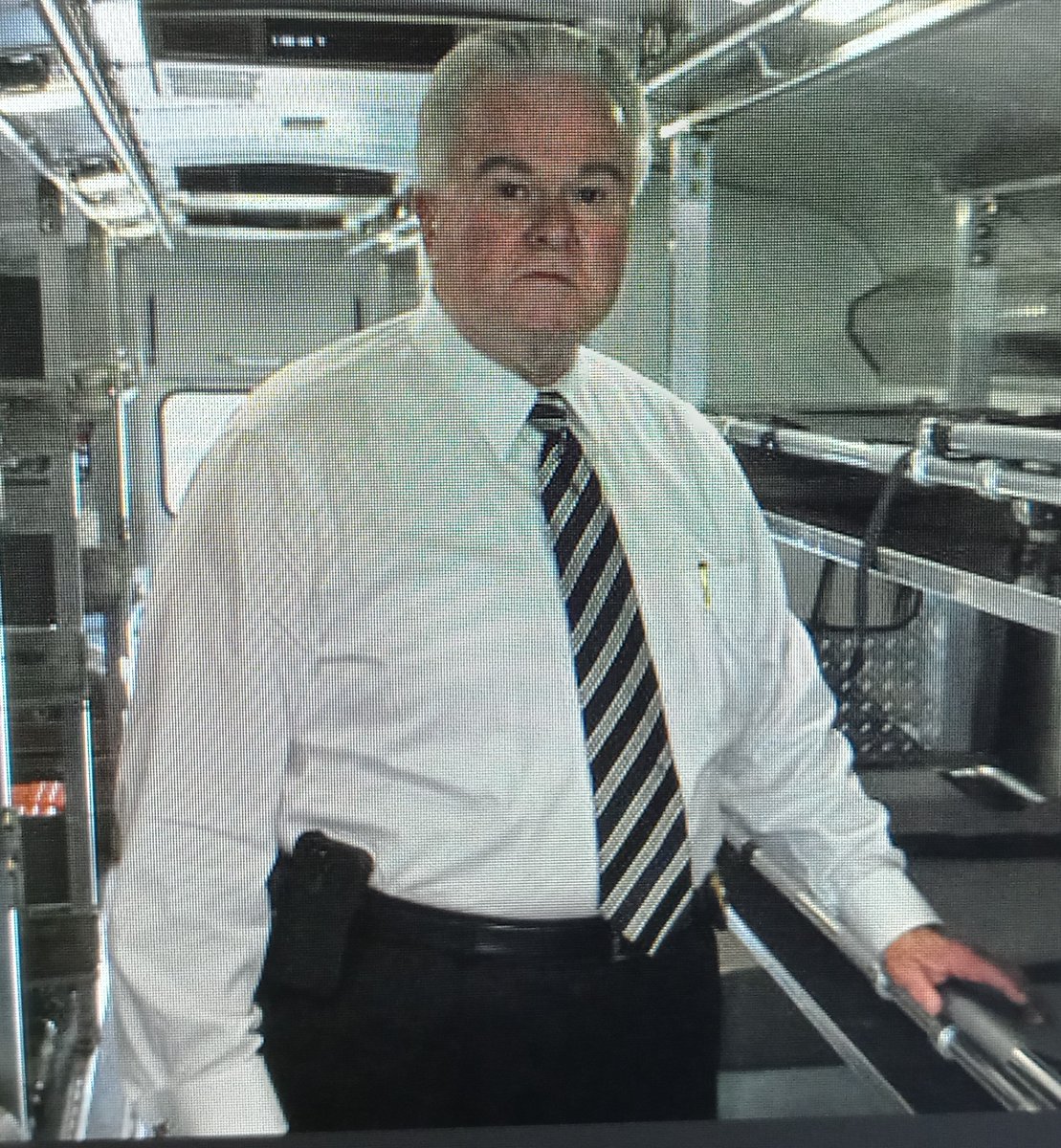 djrader333's tweet photo. Another night: attacked with RADIO FREQUENCY WEAPONS on behest of W. Greg Kierce #jcoemdirector, #psychopath with no empathy for taxpayers paying his salary & pension.#microwaveattack #jerseycity #nj #nj_gov #mayorfulop #upenn #penn #vydiaofficial #icims #torture #jerseycity #nyc https://t.co/yPAqNs2oCH