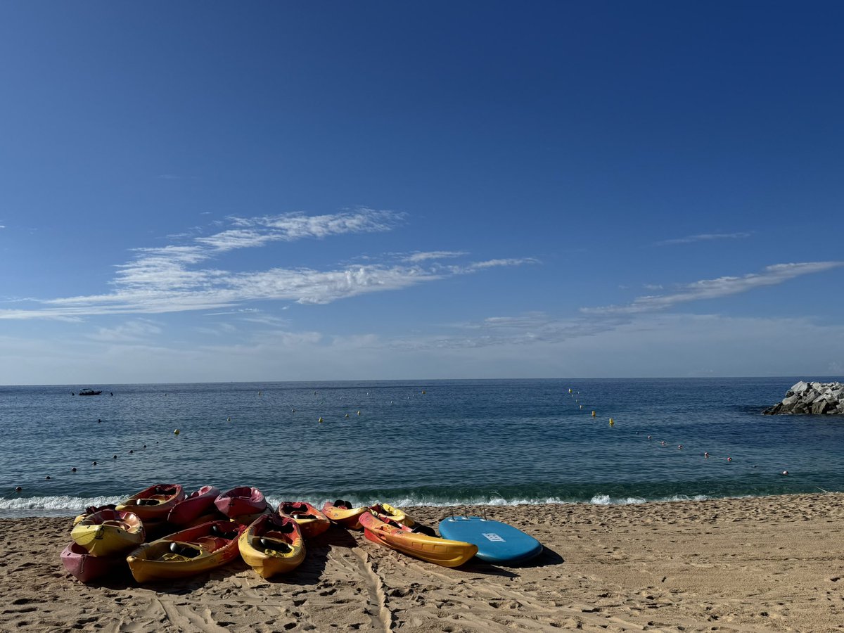 Chiswick School PE (@chiswickpe) on Twitter photo After a day of storms and heavy rain, we have been greeted with a beautiful sunny day for our last full day in Barcelona.
Todays agenda:
- Pedal Boats
- Diving session two
- Padel Tennis
- Kayaking
<a href="/ChiswickSchool/">Chiswick School</a> <a href="/Sportths/">HEATHLAND PE</a> After a day of storms and heavy rain, we have been greeted with a beautiful sunny day for our last full day in Barcelona.
Todays agenda:
- Pedal Boats
- Diving session two
- Padel Tennis
- Kayaking
<a href="/ChiswickSchool/">Chiswick School</a> <a href="/Sportths/">HEATHLAND PE</a>