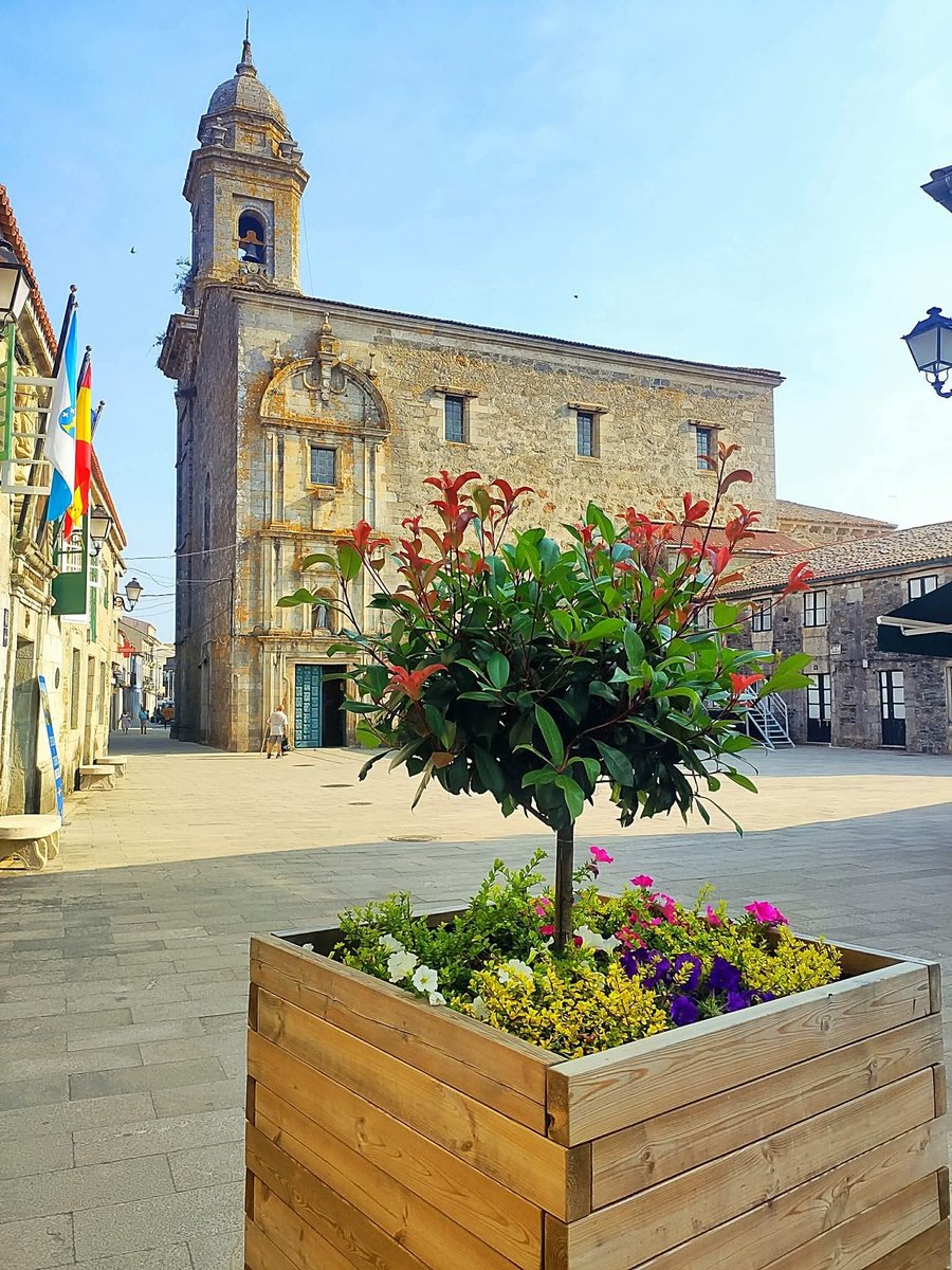 𝐺𝑎𝑙𝑒𝑔𝑜 𝑑𝑒 𝑐𝑜𝑟𝑎𝑧𝑜́𝑛.
𝐷𝑒 𝑠𝑎𝑛𝑔𝑢𝑒 𝑒 𝑑𝑒 𝑠𝑒𝑛𝑡𝑖𝑚𝑒𝑛𝑡𝑜.
𝐺𝑎𝑙𝑒𝑔𝑜 𝑝𝑜𝑟 𝑑𝑜𝑛𝑑𝑒 𝑣𝑜𝑢.
𝐿𝑒𝑣𝑜 𝑎 𝑡𝑒𝑟𝑟𝑖𝑛̃𝑎 𝑛𝑜𝑠 𝑏𝑒𝑖𝑧𝑜𝑠.

𝗙𝗲𝗹𝗶𝘇 𝗗𝗶́𝗮 𝗱𝗲 𝗚𝗮𝗹𝗶́𝗰𝗶𝗮, 𝗮 𝗻𝗼𝘀𝗮 𝘁𝗲𝗿𝗿𝗮, 𝗮 𝗻𝗼𝘀𝗮 𝗽𝗮𝘁𝗿𝗶𝗮.🤍💙🤍