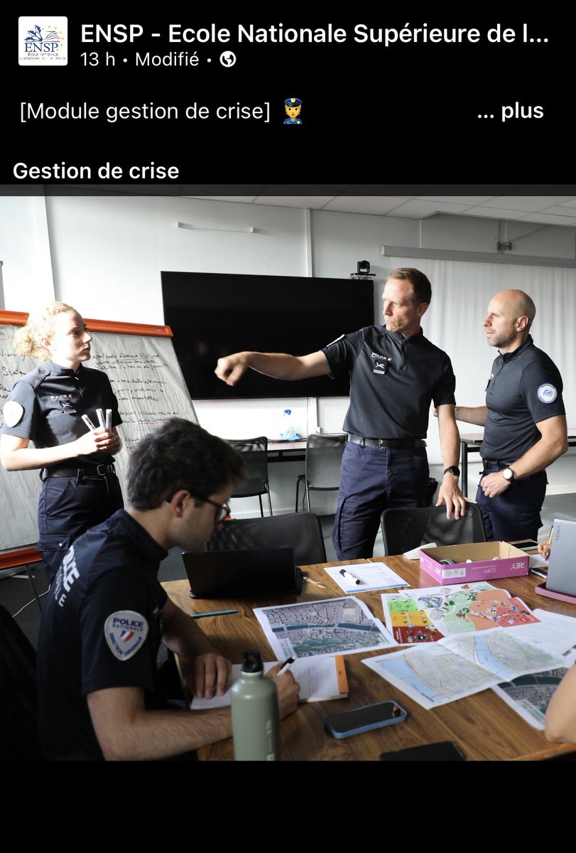 ScpnCommissaire's tweet photo. 🔥 À l’ENSP, on ne forme pas des spectateurs, mais les futurs décideurs et porteurs de l’autorité républicaine.
La 76e promo des commissaires s’exerce à la gestion de crise avec le RAID : terrorisme, forcenés, NRBC.
➡️ Ils seront la réponse républicaine de l’État.
#ENSP #Police https://t.co/m4l2PbUxNQ