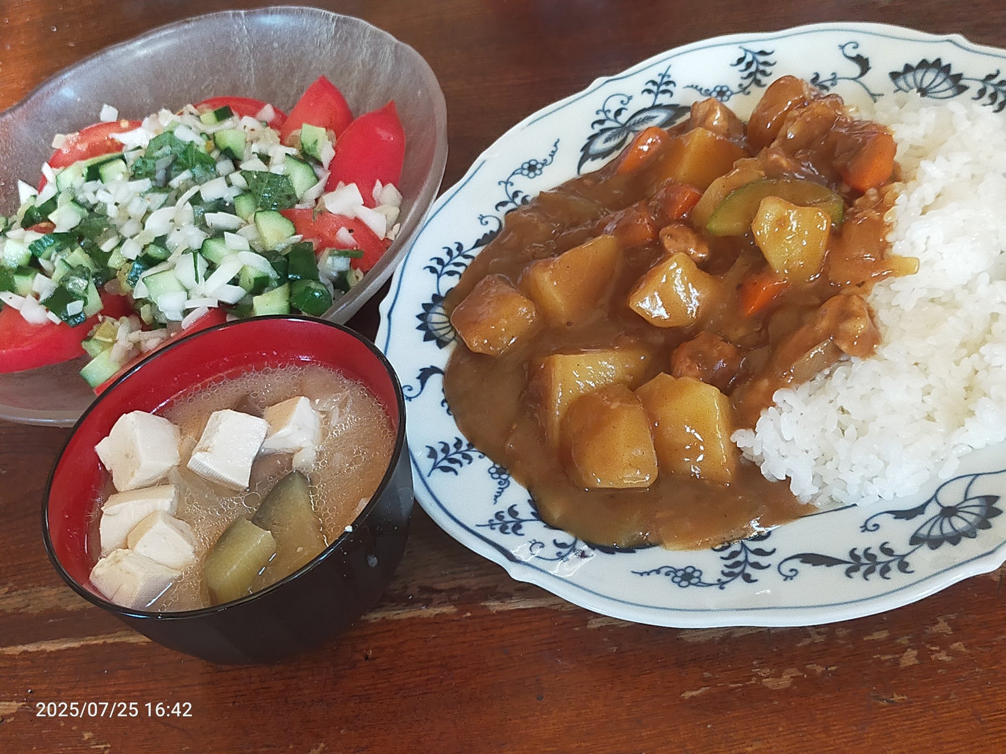 『いっちゃん美味しい晩ごはん』 #カレーライス ゴイエル on X: 