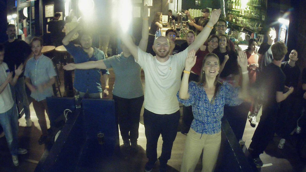 AlexAsteure's tweet image. offsite note:
we are bad at darts
second offsite note:
we are bad at spelling @hyli_org with our bodies