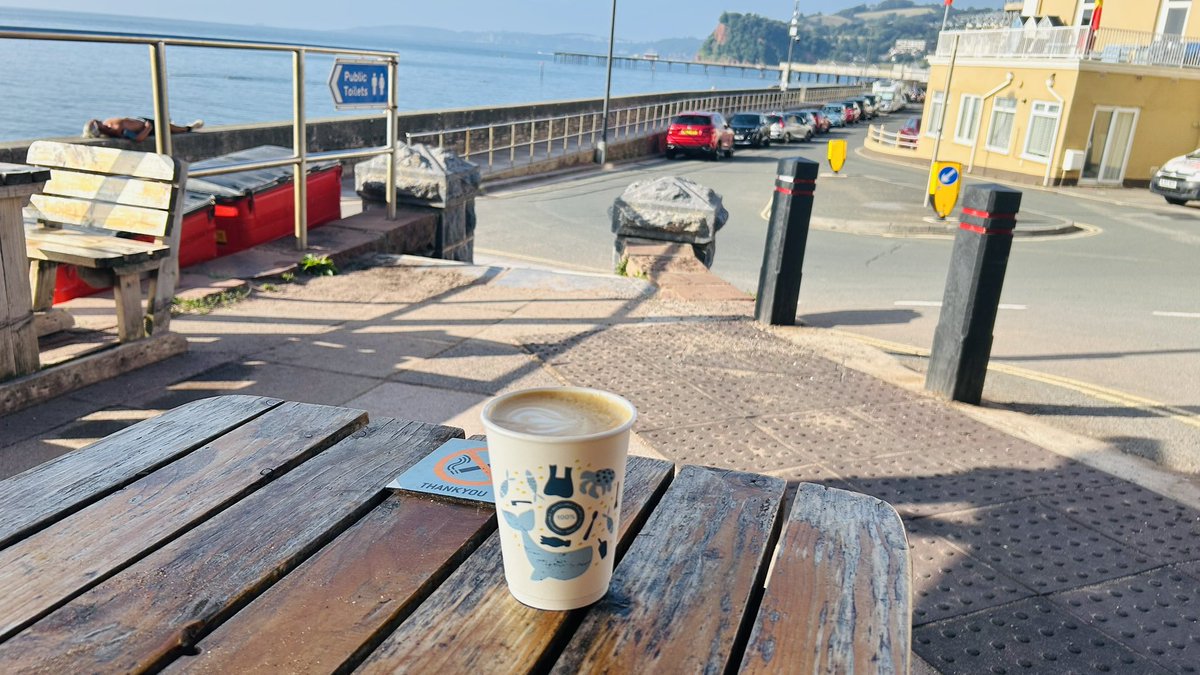AJRAllModCons's tweet image. Surfboards in front of car, golf clubs in boot, boys & Goldie happy, glorious sunshine, Teignmouth & Devon beautiful, lovely coffee, new @paulwellerHQ Album out this morning & being played on the morning walk! Enjoy your break everyone. Find El Dorado 👍