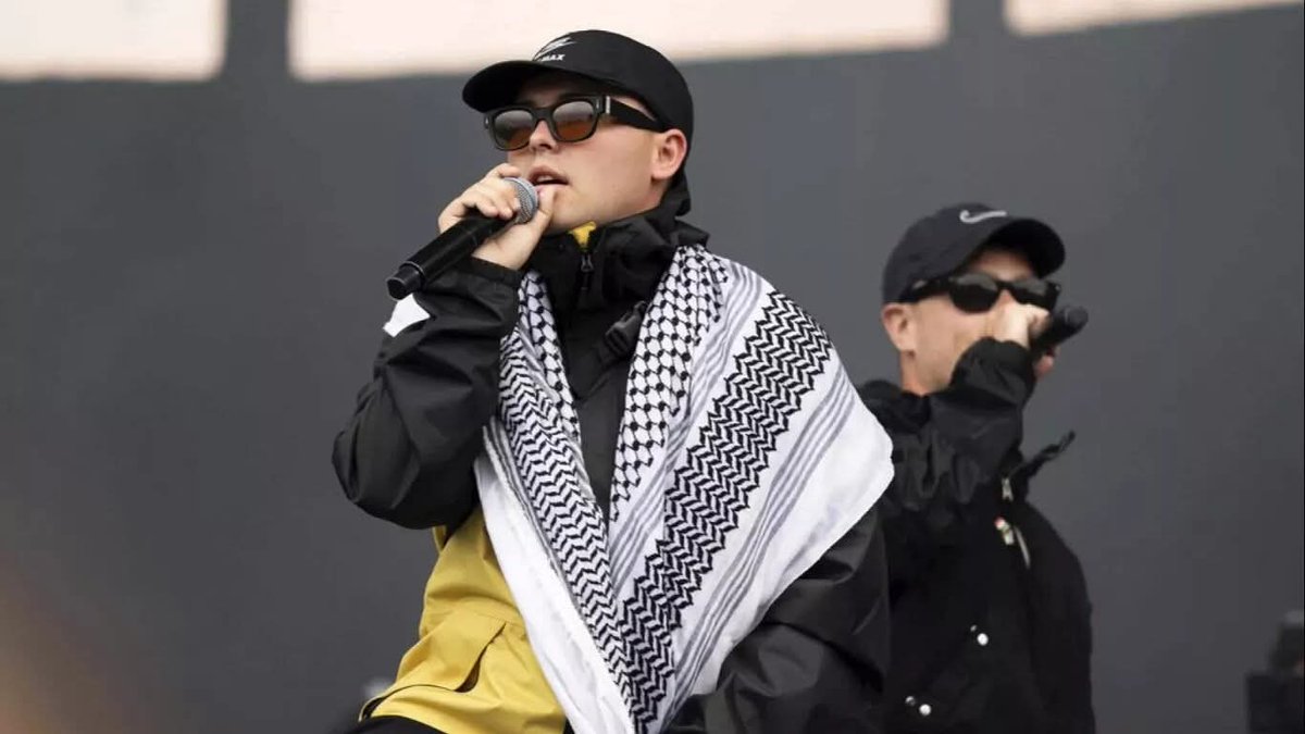 fatmedkksal's tweet photo. İsrail destekçisi #Macaristan, Filistin'deki zulme karşı sesini yükselten İrlandalı rap grubu #Kneecap'in konserlerini #iptal etmiş ve ülkeye girişlerini de yasaklamış.
#ThanksIreland
#ThanksKneecap
#CollaborationistHungary https://t.co/LJwM1JzFVd