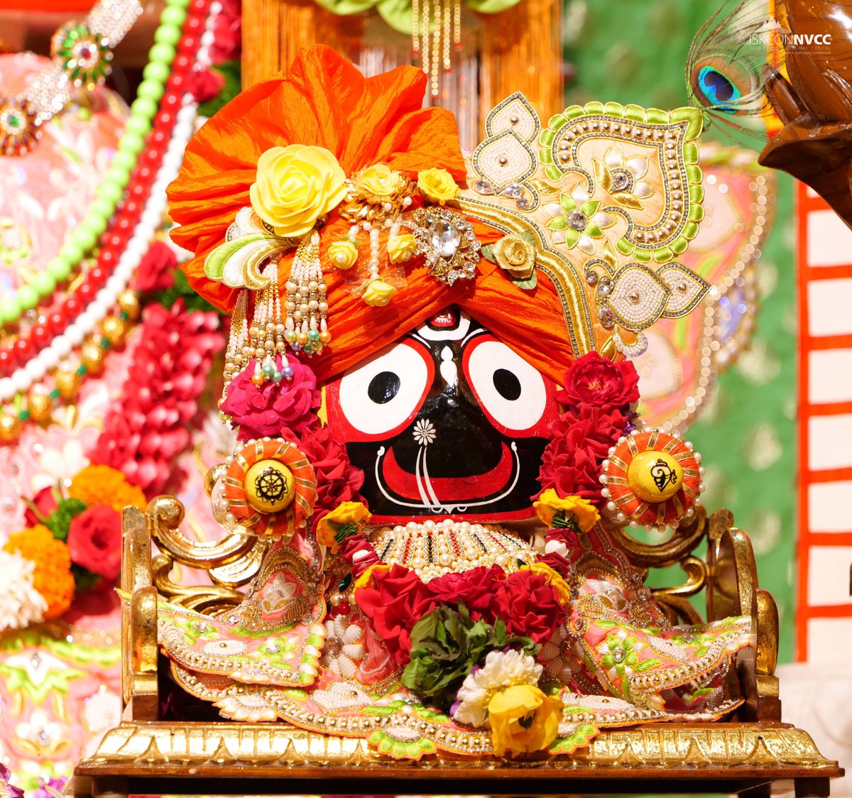 ISKCONPune's tweet photo. 🙏🏽Today's Darshan 📿 🗓25-07-2025🙏
🌷Sri Sri Jagannath Baldev Subhadra🌷
🚩@ISKCONNVCCPune🚩
.
.
#ISKCON #ISKCONNVCC #ISKCONNVCCPune #ISKCONPune
#25thjuly #25thjuly2025 #Friday #Vrindavan
#Harinaamsankirtan #Radheshyamdas #Radheradhe
#Sankirtan #Kirtan #Mayapur #Prabhupada https://t.co/5IttornXAV