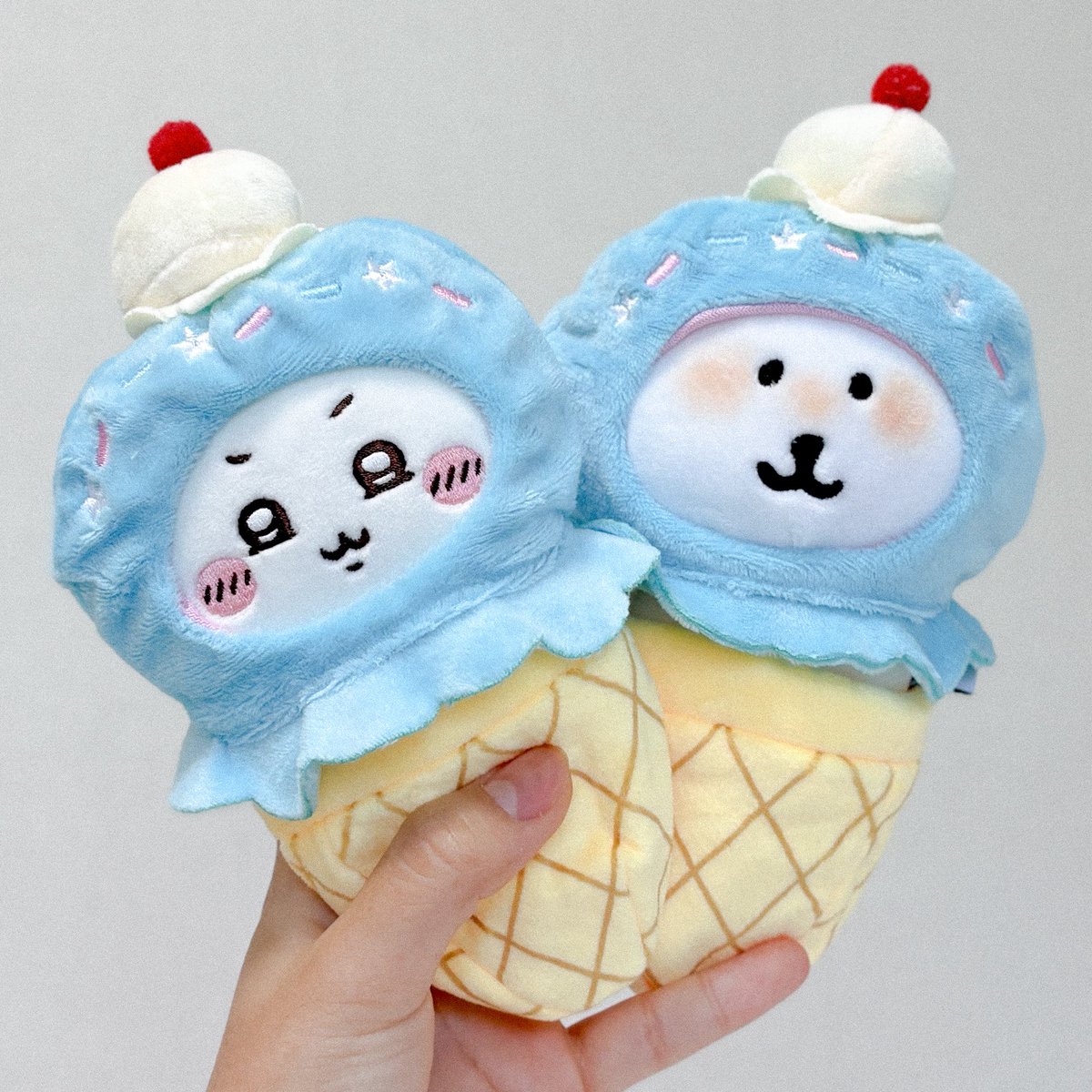 chiikawahing's tweet image. 아 이거는 꼭 사셔야 해요
다이소 감다살 인형 옷 🍦