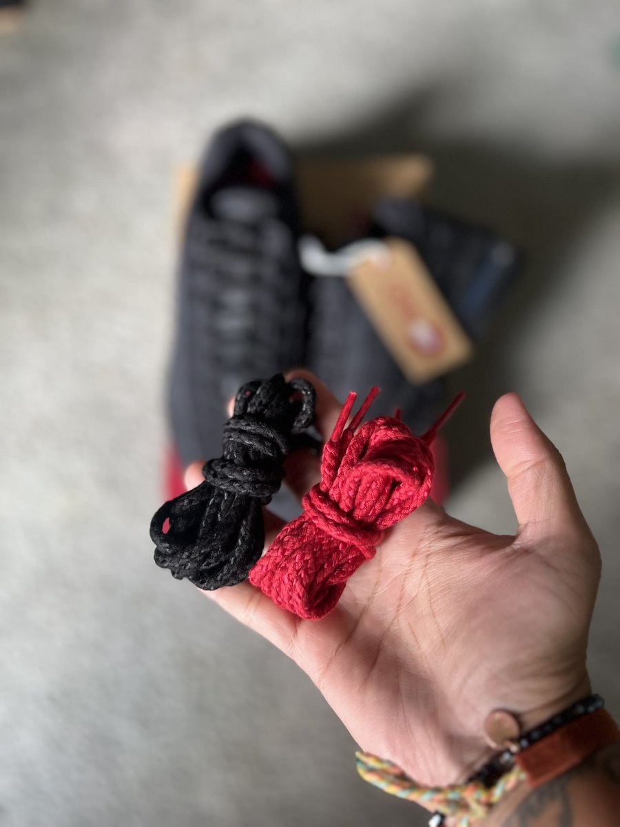Jenn (@jenneyephur) on Twitter photo Nike x Levi’s air max 2025
Such a dope shoe !
If anyone is interested in a Men’s 12 hit me up!
<a href="/KckdNotify/">Kckd Notify</a> Nike x Levi’s air max 2025
Such a dope shoe !
If anyone is interested in a Men’s 12 hit me up!
<a href="/KckdNotify/">Kckd Notify</a>