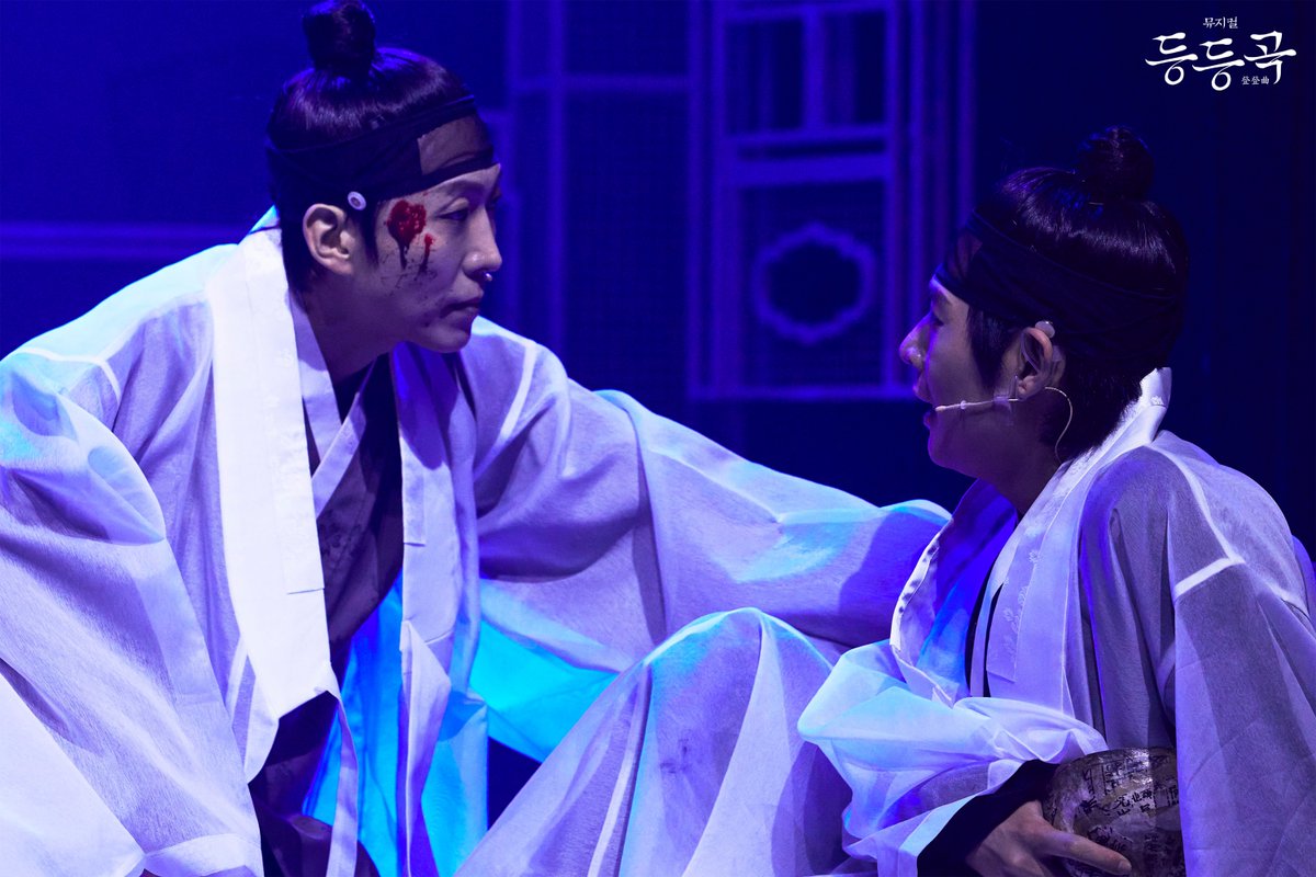 ninestory9's tweet image. 🎭뮤지컬 #등등곡
▪️등등회 모임 사진 공개
♪ ⎝㋡⎠⎝㋡⎠⎝㋡⎠⎝㋡⎠⎝㋡⎠ ♪
𝘔𝘜𝘚𝘐𝘊𝘈𝘓 등등곡
𝟤𝟢𝟤𝟧.𝟨.𝟤𝟦-𝟫.𝟣𝟦 @ʏᴇꜱ𝟤𝟦ꜱᴛᴀɢᴇ𝟣