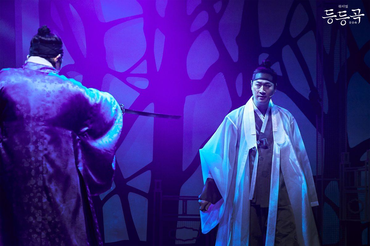 ninestory9's tweet image. 🎭뮤지컬 #등등곡
▪️등등회 모임 사진 공개
♪ ⎝㋡⎠⎝㋡⎠⎝㋡⎠⎝㋡⎠⎝㋡⎠ ♪
𝘔𝘜𝘚𝘐𝘊𝘈𝘓 등등곡
𝟤𝟢𝟤𝟧.𝟨.𝟤𝟦-𝟫.𝟣𝟦 @ʏᴇꜱ𝟤𝟦ꜱᴛᴀɢᴇ𝟣