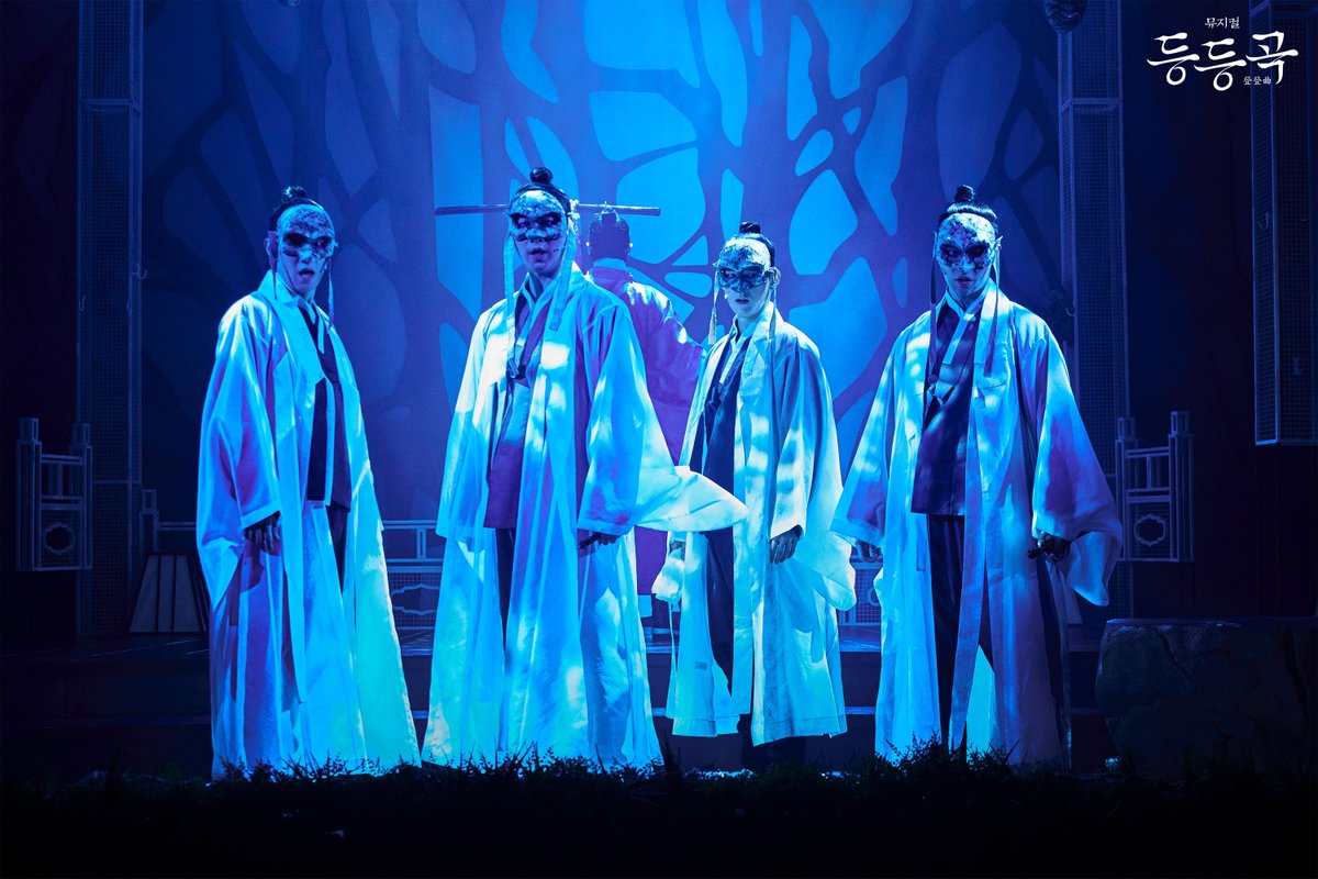 ninestory9's tweet image. 🎭뮤지컬 #등등곡
▪️등등회 모임 사진 공개
♪ ⎝㋡⎠⎝㋡⎠⎝㋡⎠⎝㋡⎠⎝㋡⎠ ♪
𝘔𝘜𝘚𝘐𝘊𝘈𝘓 등등곡
𝟤𝟢𝟤𝟧.𝟨.𝟤𝟦-𝟫.𝟣𝟦 @ʏᴇꜱ𝟤𝟦ꜱᴛᴀɢᴇ𝟣