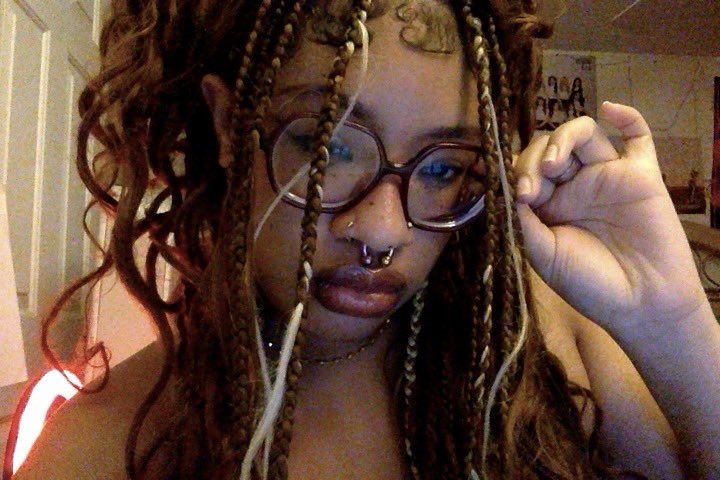 sumthinsummthin's tweet image. something catchy something witty something sexy